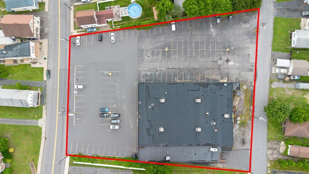 629 S Main St, Old Forge, PA for lease - Building Photo - Image 2 of 15