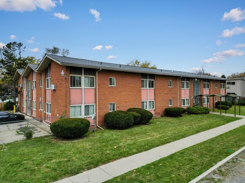 19199 Lahser Rd, Detroit, MI for sale - Building Photo - Image 3 of 24