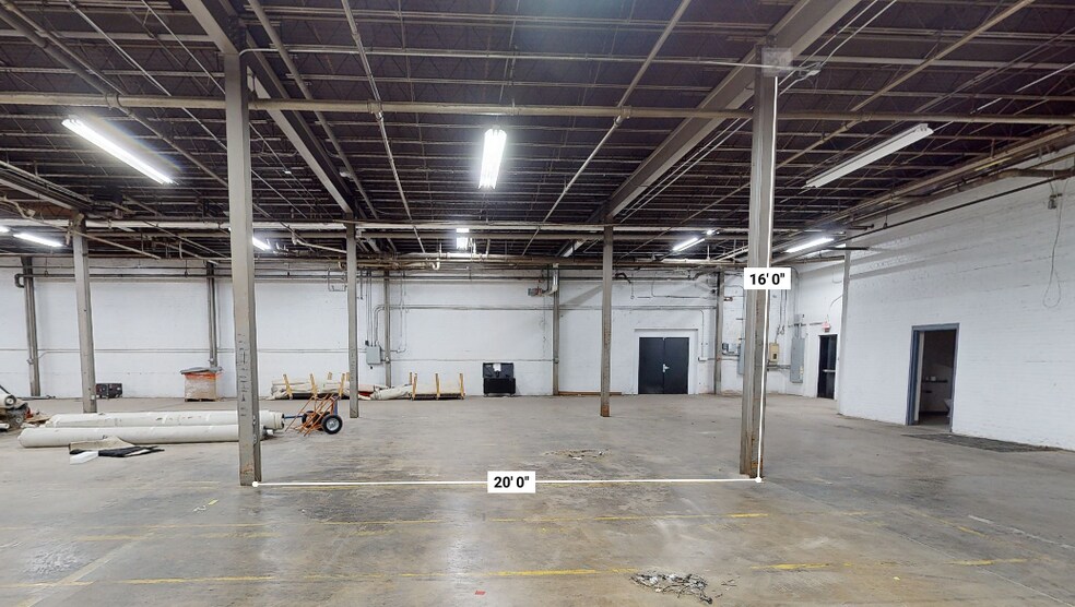 2240 Shenandoah Ave, Roanoke, VA for lease - Building Photo - Image 2 of 10