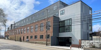 Plus de détails pour 385 Pleasant St, Watertown, MA - Bureau/Commerce de détail à louer