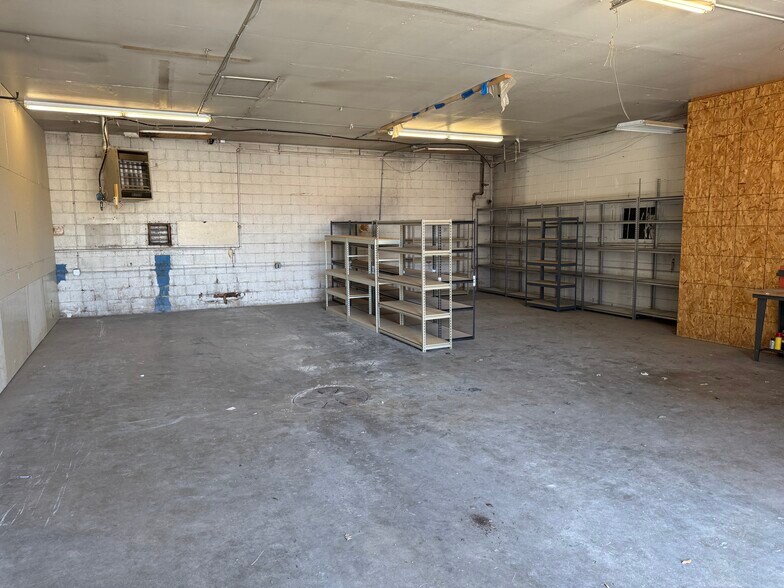 805-809 E Perkins Rd, Urbana, IL à vendre - Photo du bâtiment - Image 2 de 15