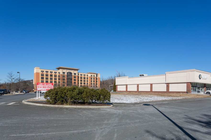 610-658 White Plains Rd, Tarrytown, NY for lease - Construction Photo - Image 2 of 3