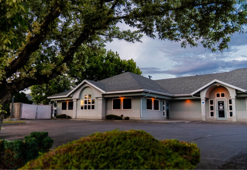 660 Swift Blvd, Richland, WA for lease - Primary Photo - Image 1 of 29