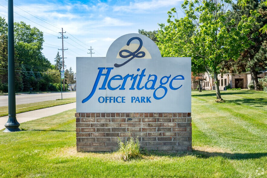 3893 Okemos Rd, Okemos, MI à louer - Autre - Image 2 de 5
