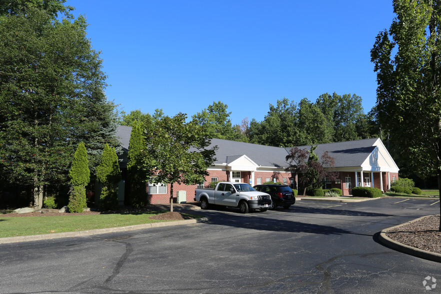 27881 Clemens Rd, Westlake, OH à vendre - Photo principale - Image 1 de 1