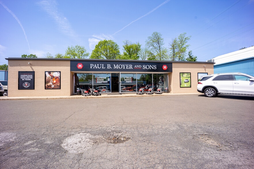 180-190 S Clinton St, Doylestown, PA for sale - Building Photo - Image 3 of 12