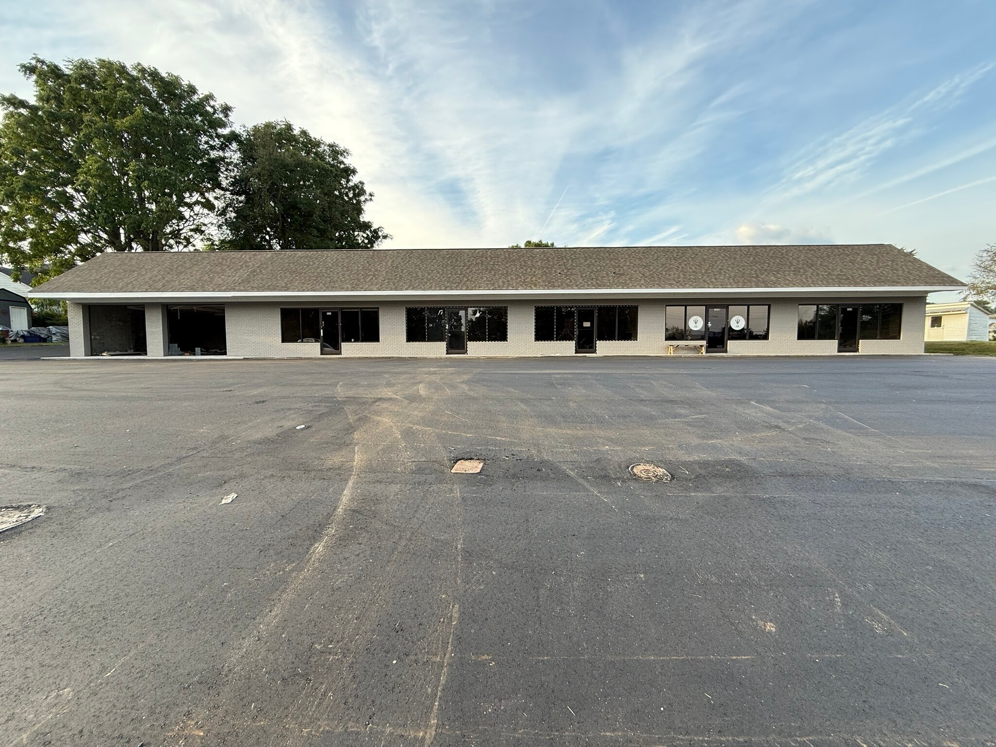 320 E King St, King, NC for lease Interior Photo- Image 1 of 5