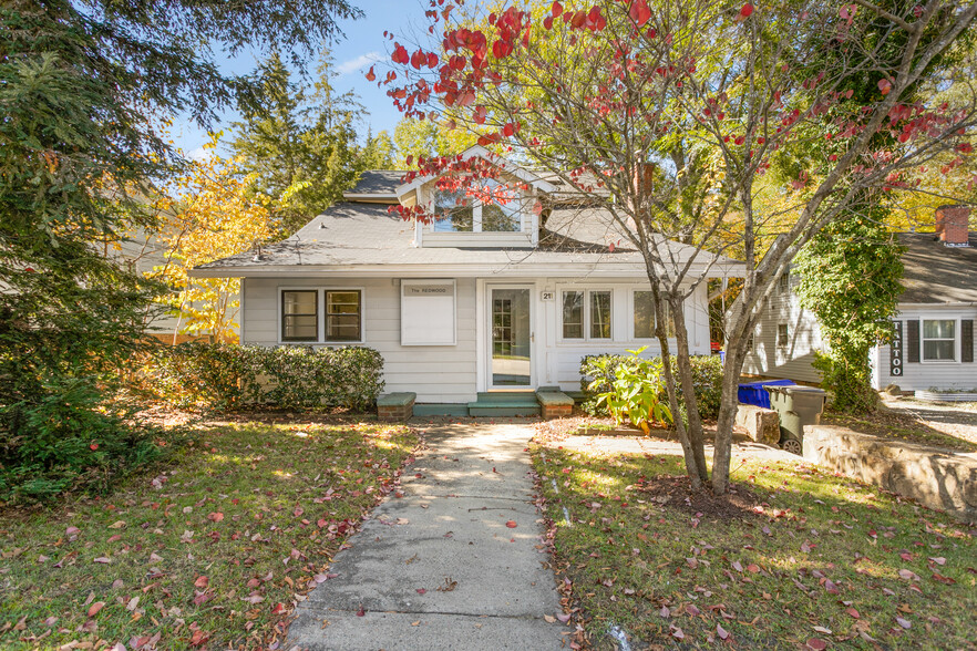 211 N Columbia St, Chapel Hill, NC for lease - Building Photo - Image 1 of 6