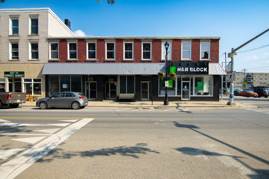 187-199 King St W, Prescott, ON à vendre - Photo du bâtiment - Image 1 de 20