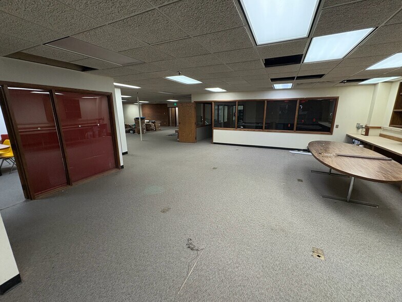 3690 W 10th St, Greeley, CO for lease - Interior Photo - Image 2 of 7