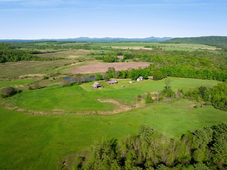 33 County Home rd, Essex, NY à vendre - Aérien - Image 3 de 18