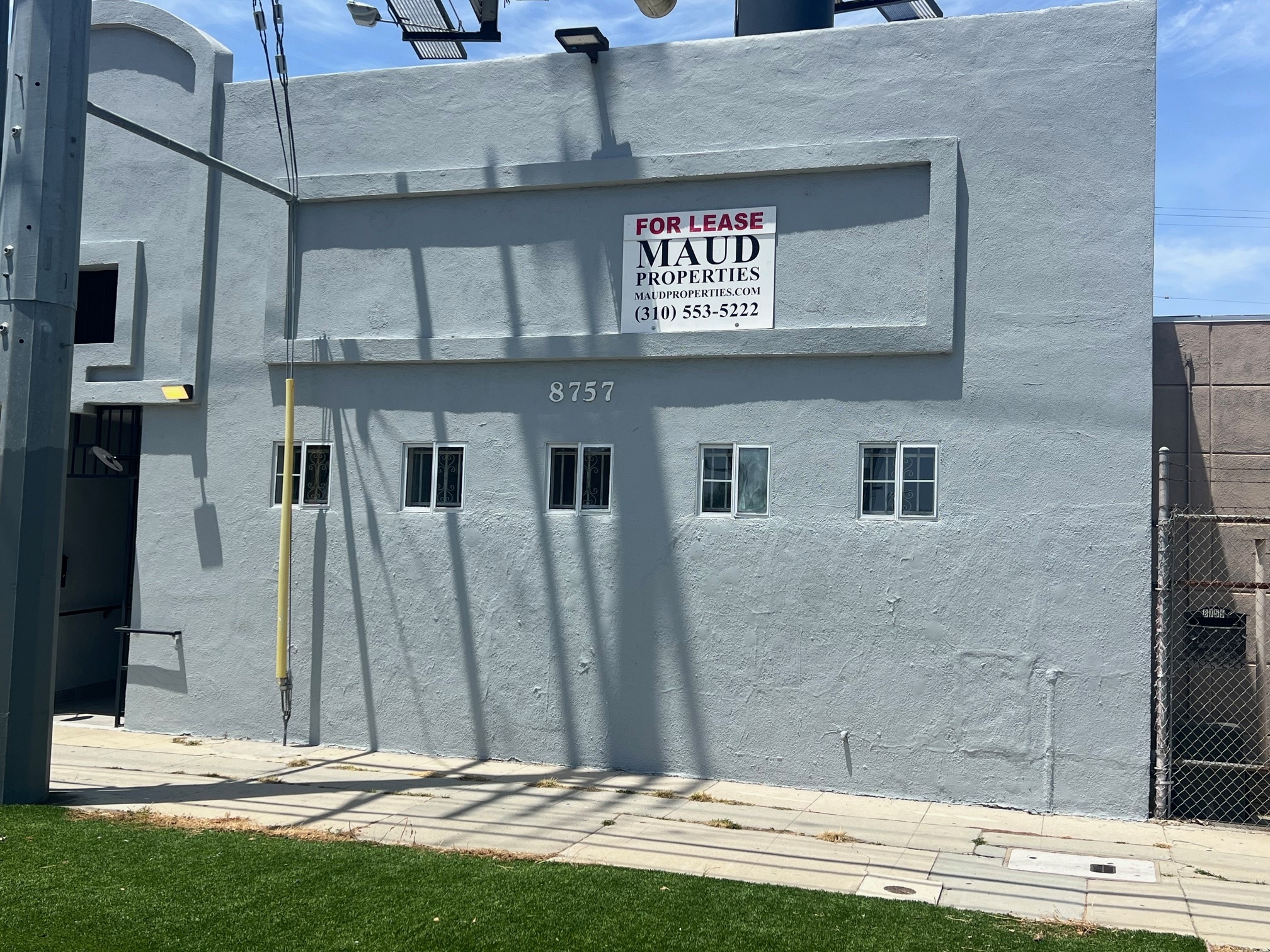 8757 Venice Blvd, Los Angeles, CA for lease Primary Photo- Image 1 of 3