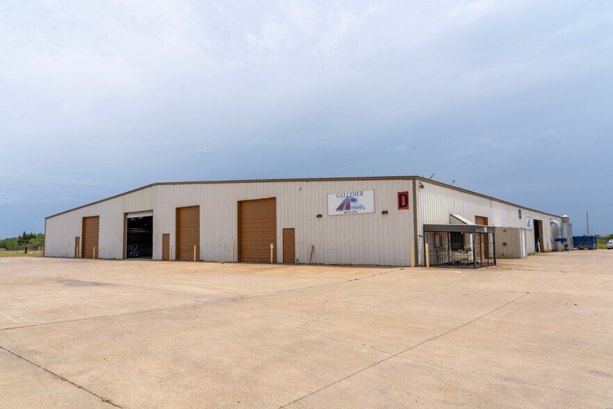 225 Metro Dr, Terrell, TX à louer - Photo principale - Image 1 de 38