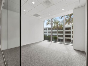 200 Spectrum Center Dr, Irvine, CA for lease Interior Photo- Image 2 of 9