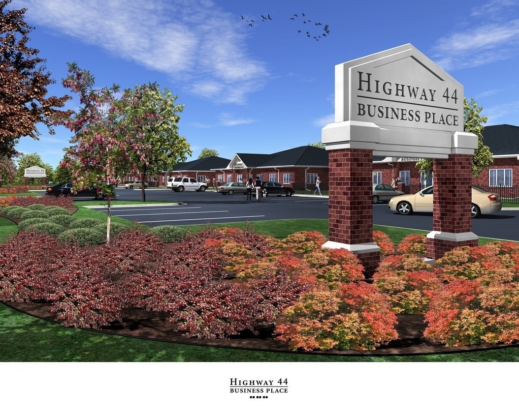 2360-2390 State Road 44, Oshkosh, WI for lease Building Photo- Image 1 of 2