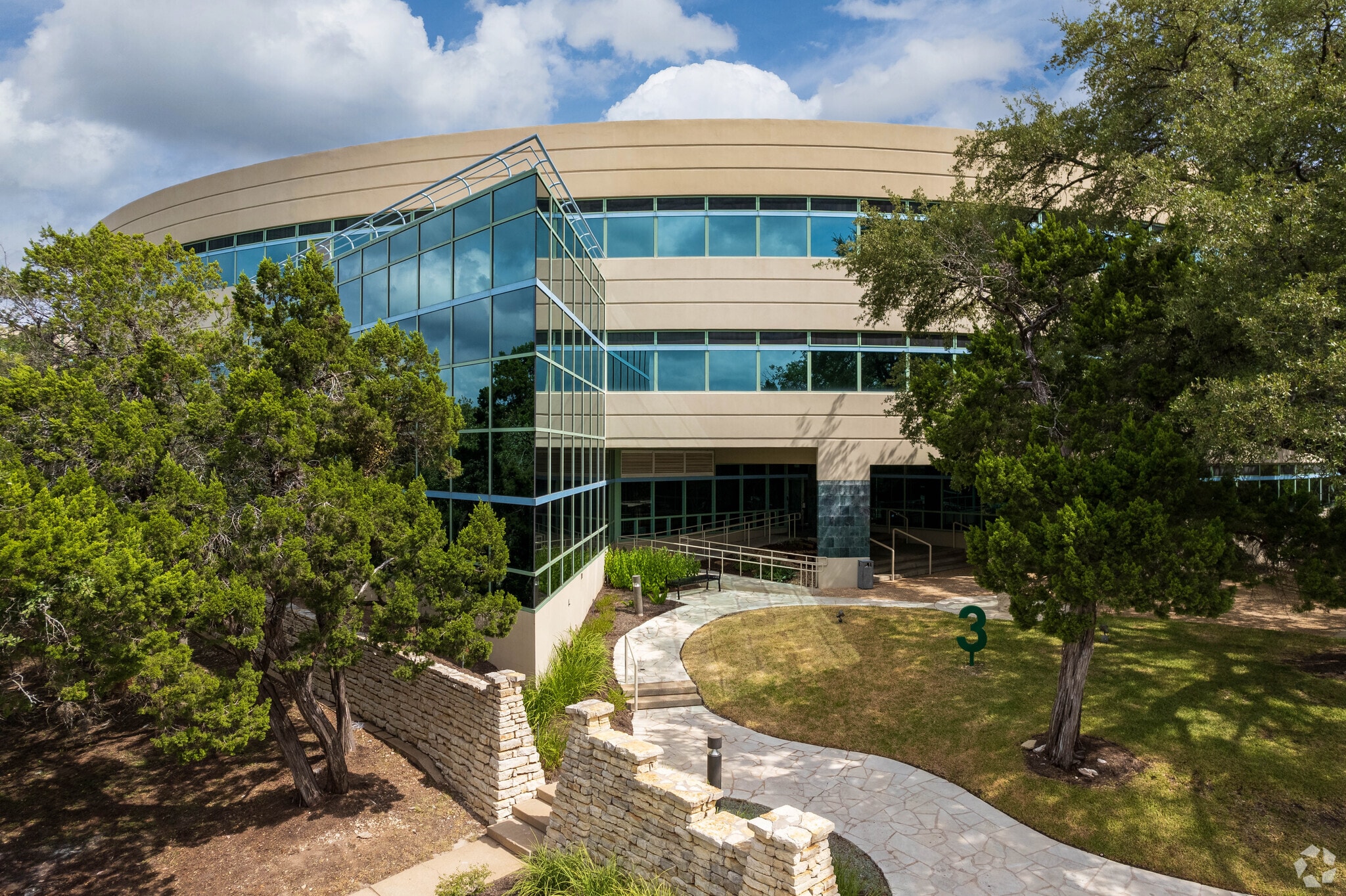 9050 N Capital of Texas Hwy, Austin, TX for lease Primary Photo- Image 1 of 9
