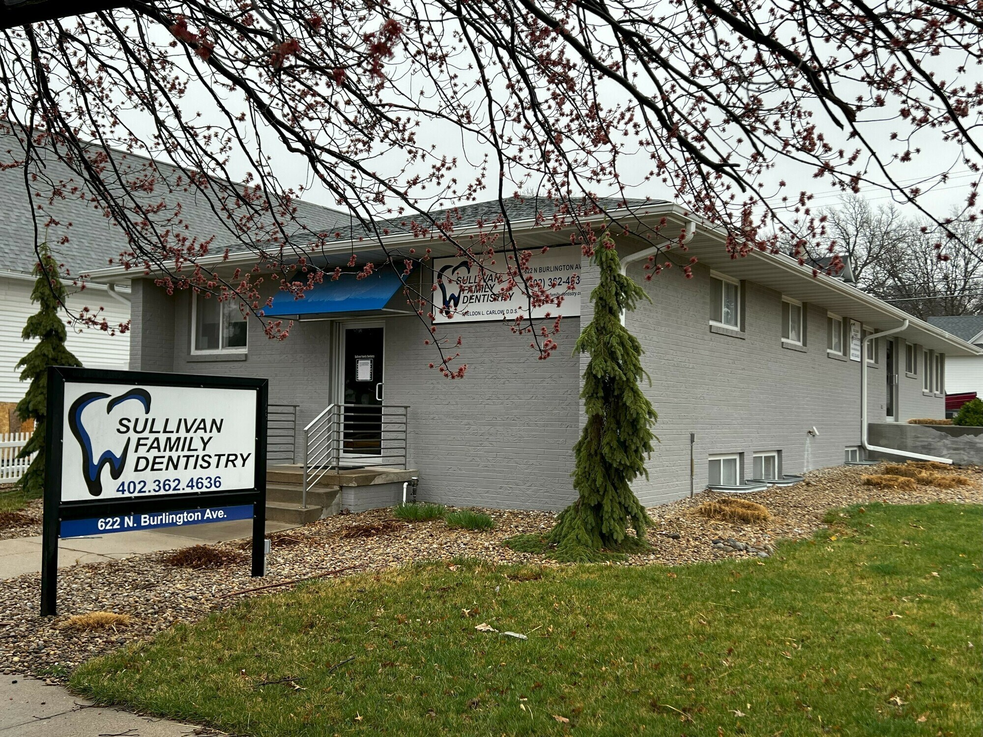 622 N Burlington Ave, York, NE for lease Primary Photo- Image 1 of 7