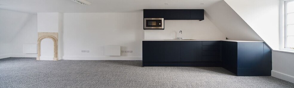 11-11a Kingsmead Sq, Bath for lease - Interior Photo - Image 3 of 9