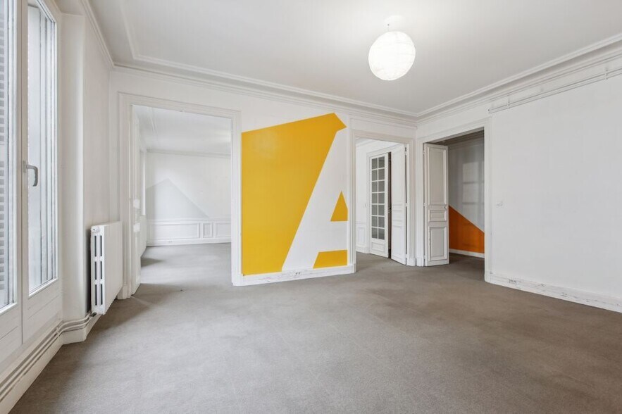 29 Rue Drouot, Paris for lease - Interior Photo - Image 2 of 7