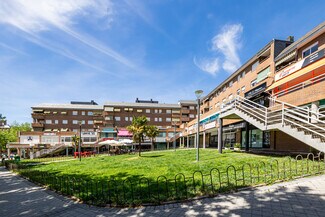 Plus de détails pour Multi-résidentiel à vendre