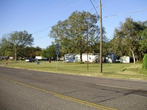 100 N North St, Cuero, TX for sale Primary Photo- Image 1 of 2