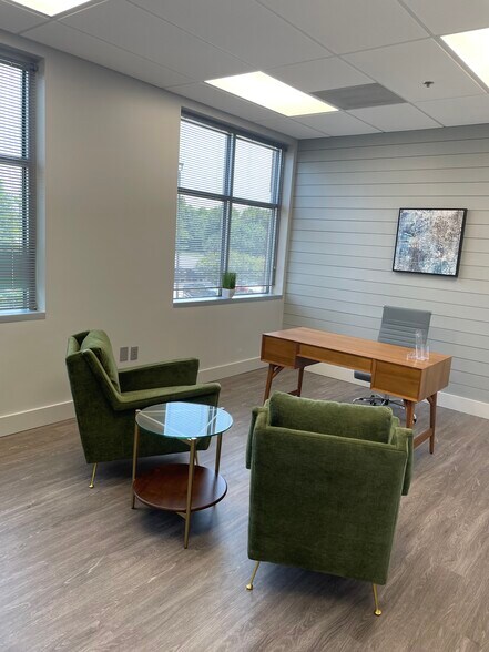 391 Southcrest Cir, Southaven, MS à louer - Photo du bâtiment - Image 2 de 11