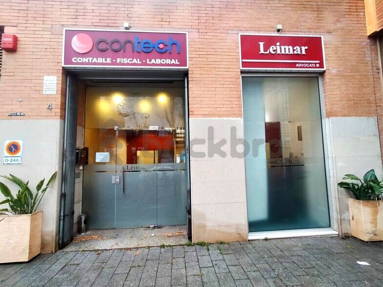 Immeuble residentiel dans Barcelone, Barcelona à vendre - Photo intérieure - Image 2 de 3