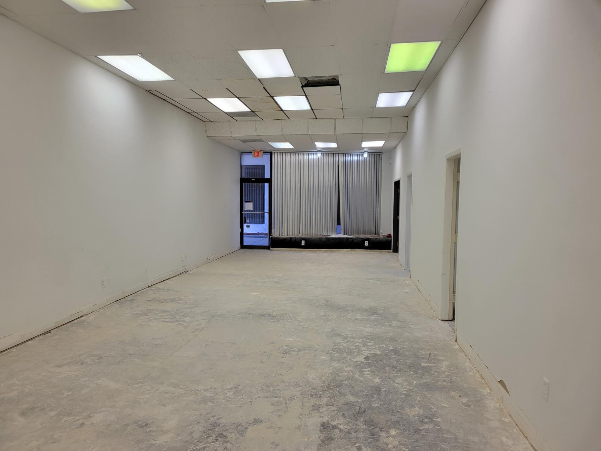 2811 Tamiami Trl, Port Charlotte, FL for lease Interior Photo- Image 1 of 3