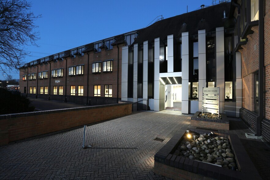 4 West Way, Oxford à louer - Photo du bâtiment - Image 2 de 8