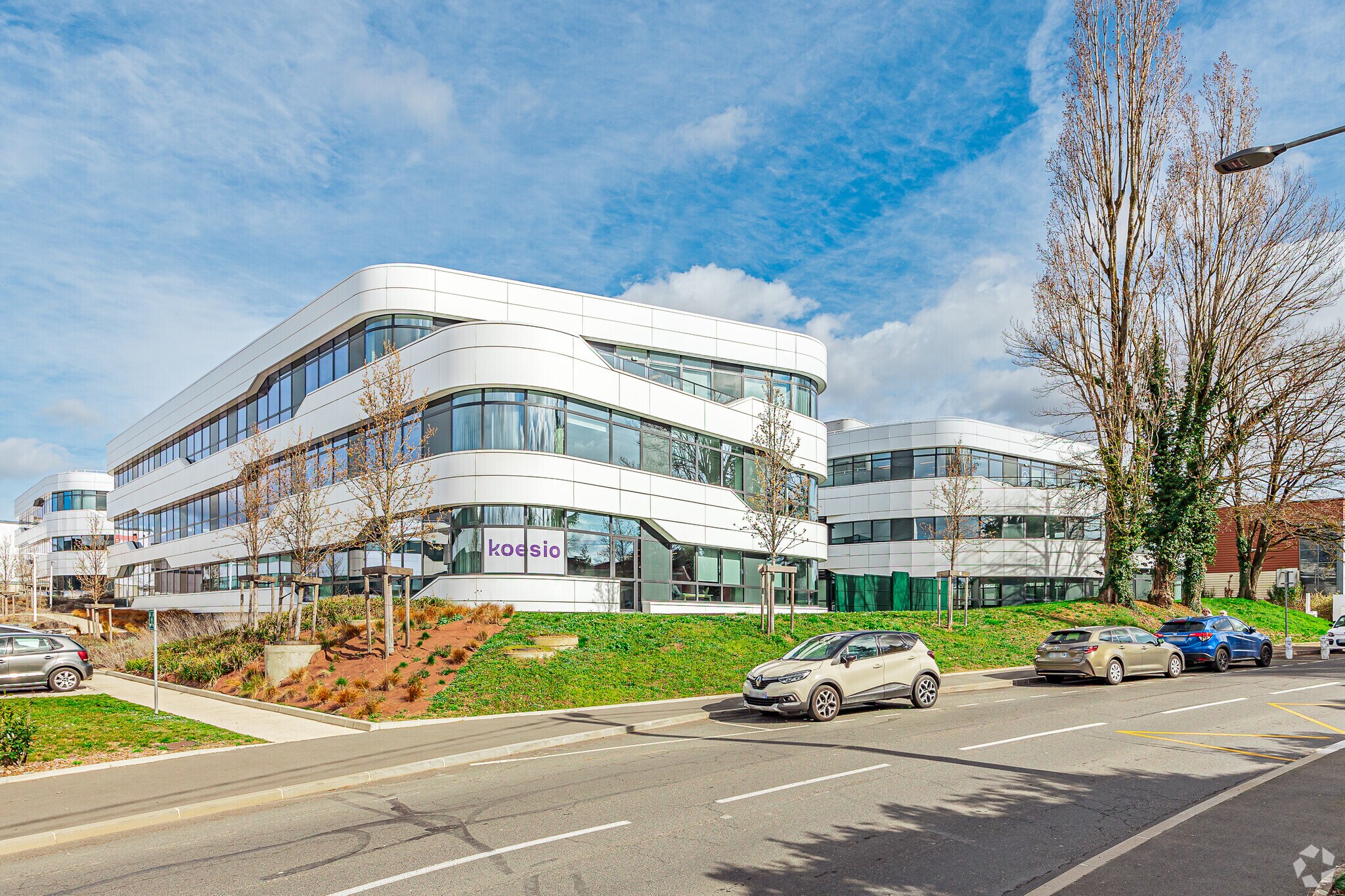 11 Chemin Du Tronchon, Champagne-au-Mont-d'Or for lease Primary Photo- Image 1 of 16