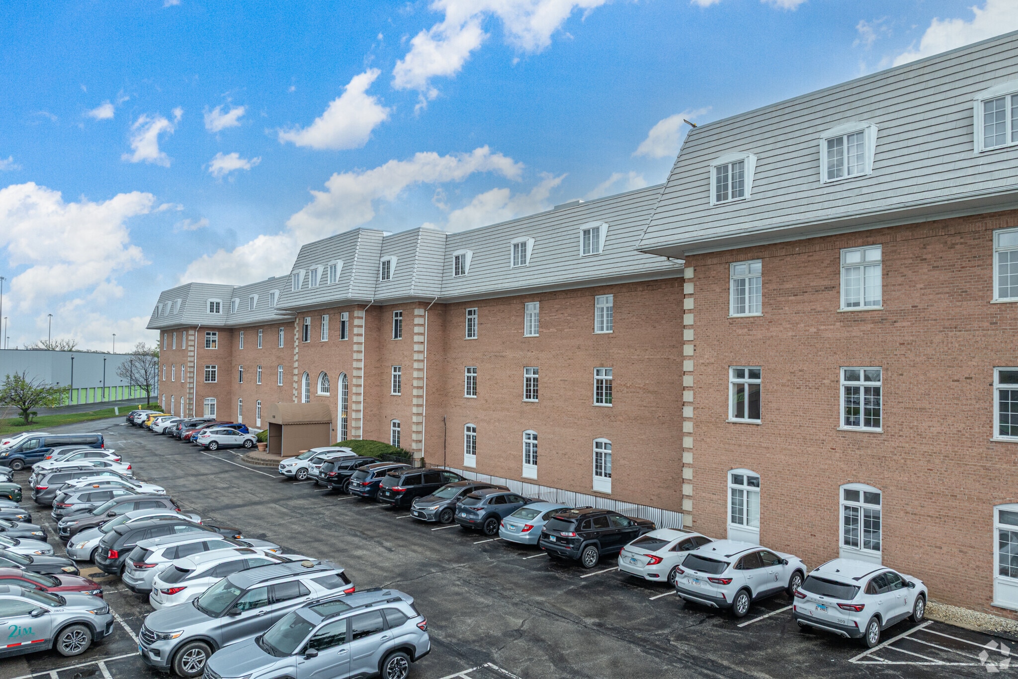 188 Industrial Dr, Elmhurst, IL for lease Primary Photo- Image 1 of 6