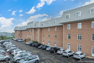 Plus de détails pour 188 Industrial Dr, Elmhurst, IL - Bureau à louer