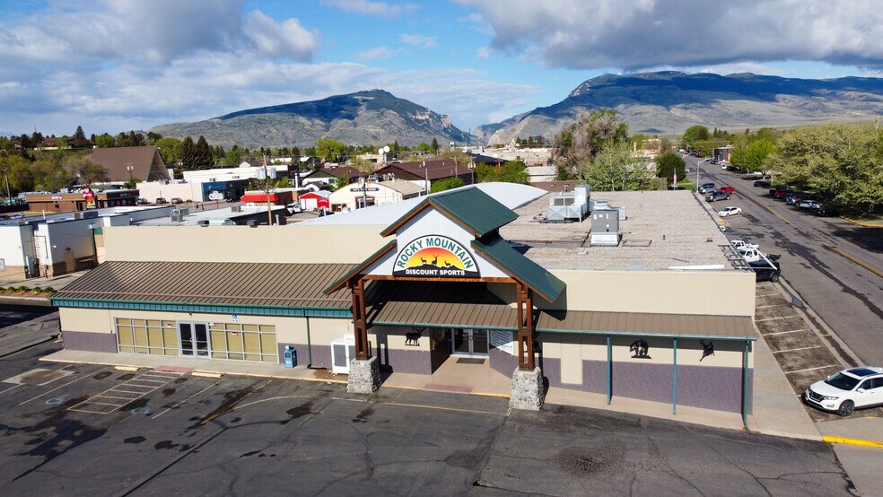 1526 Rumsey Ave, Cody, WY à vendre - Photo du bâtiment - Image 3 de 18