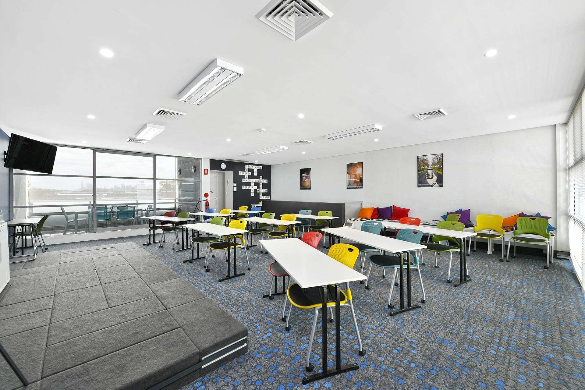 85 Bourke Rd, Alexandria à louer Photo intérieure- Image 1 de 3