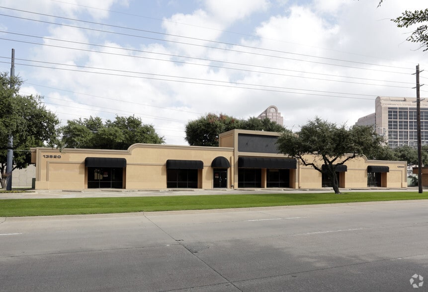 13520 Dallas Pky, Dallas, TX à louer - Photo du bâtiment - Image 2 de 10