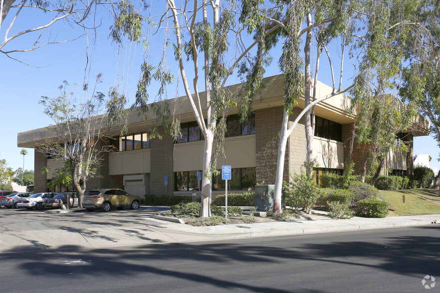 1401 N Palm Canyon Dr, Palm Springs, CA à louer - Photo principale - Image 1 de 22