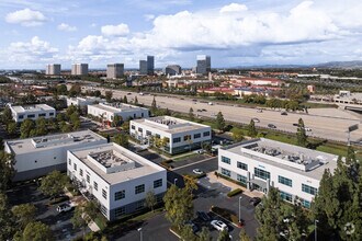 8717 Research Dr, Irvine, CA - Aérien Vue de la carte