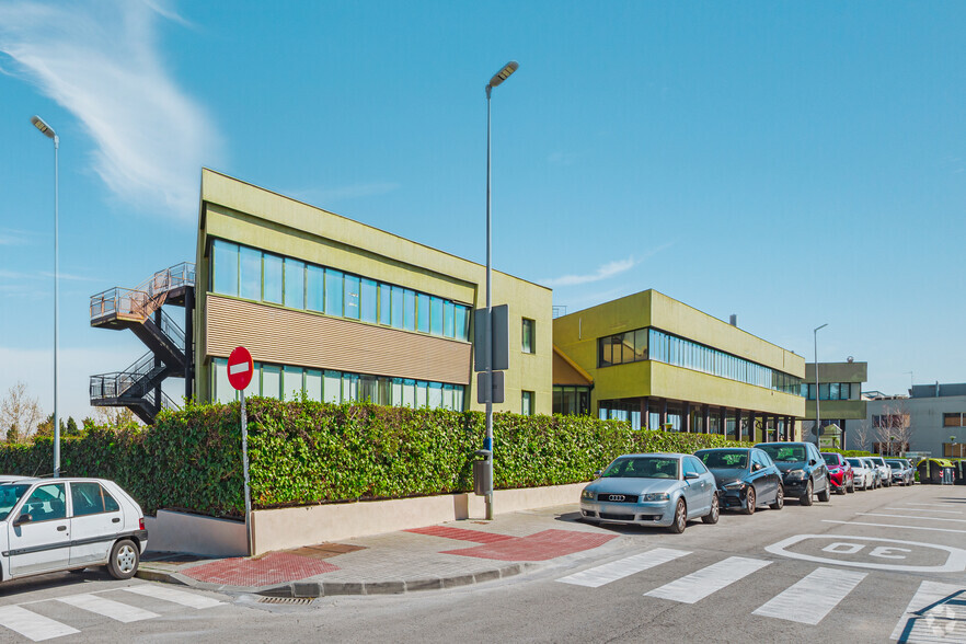 Calle Colquide, 6, Las Rozas de Madrid, Madrid à louer - Photo principale - Image 1 de 4