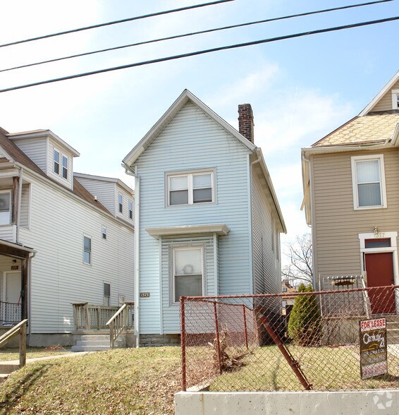 1373 Summit St, Columbus, OH à vendre - Photo du bâtiment - Image 2 de 2