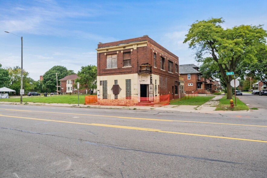 6845 Mack Ave, Detroit, MI for sale - Building Photo - Image 2 of 23