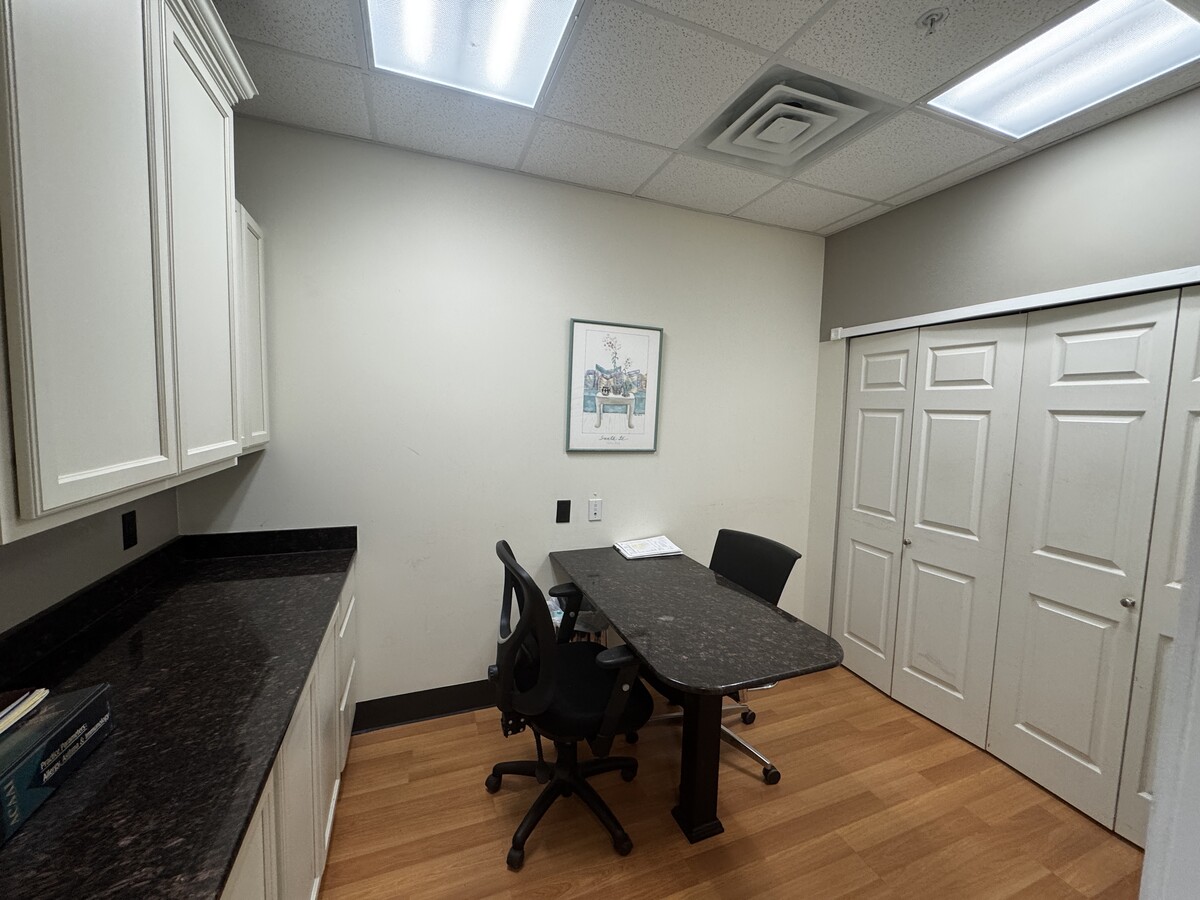 860 Route 168, Blackwood, NJ 08012 - Unit 206/207 - - Interior Photo - Image 2 of 45