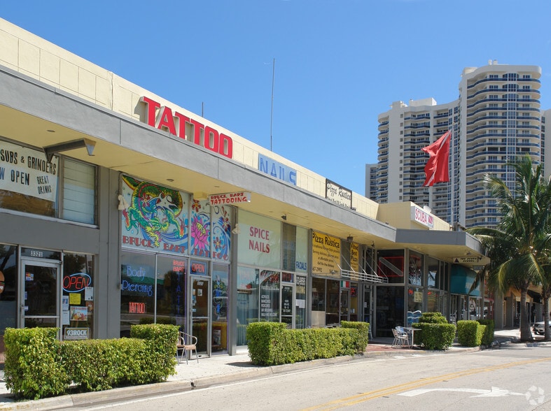 3315-3337 E Oakland Park Blvd, Fort Lauderdale, FL à louer - Photo du bâtiment - Image 3 de 5