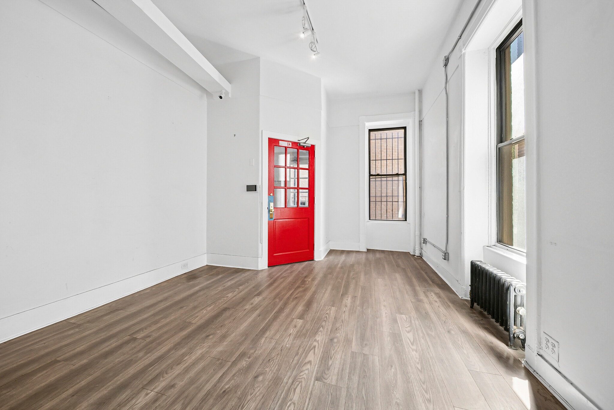 84 Grove St, New York, NY for lease Interior Photo- Image 1 of 4