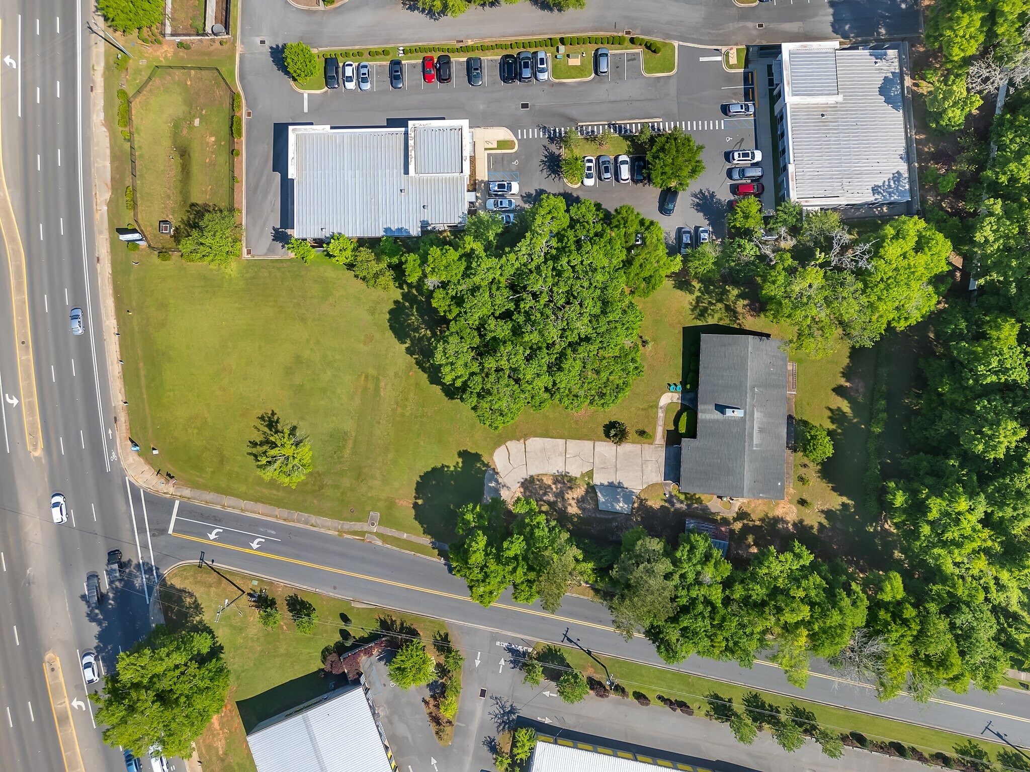 1755 Capital Cir NE, Tallahassee, FL à vendre Aérien- Image 1 de 8