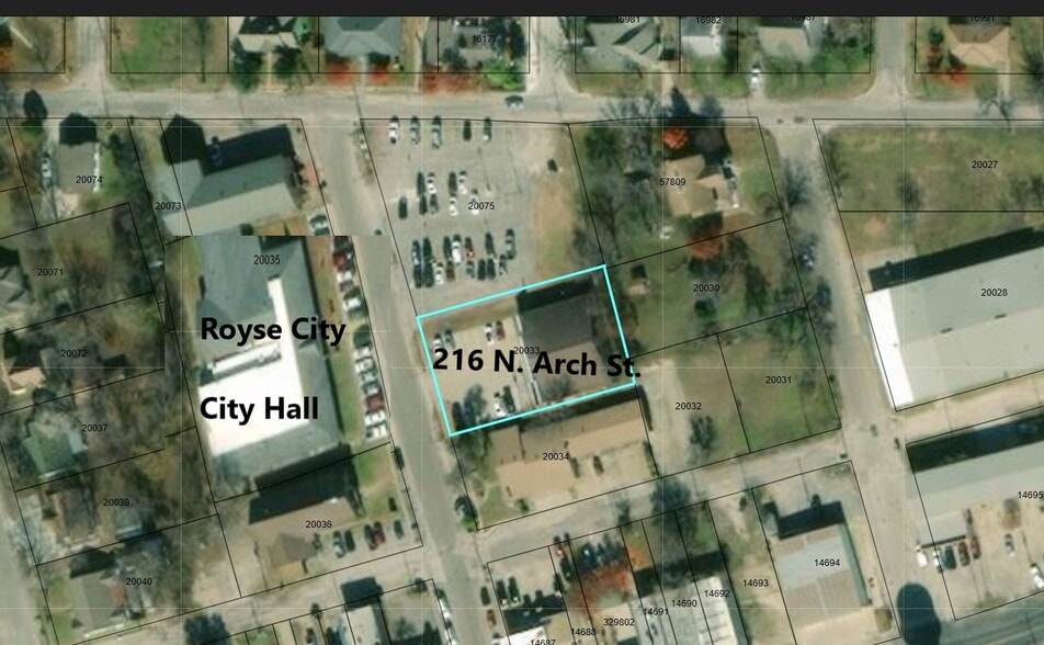 216 N Arch St, Royse City, TX à louer - Photo du bâtiment - Image 2 de 3