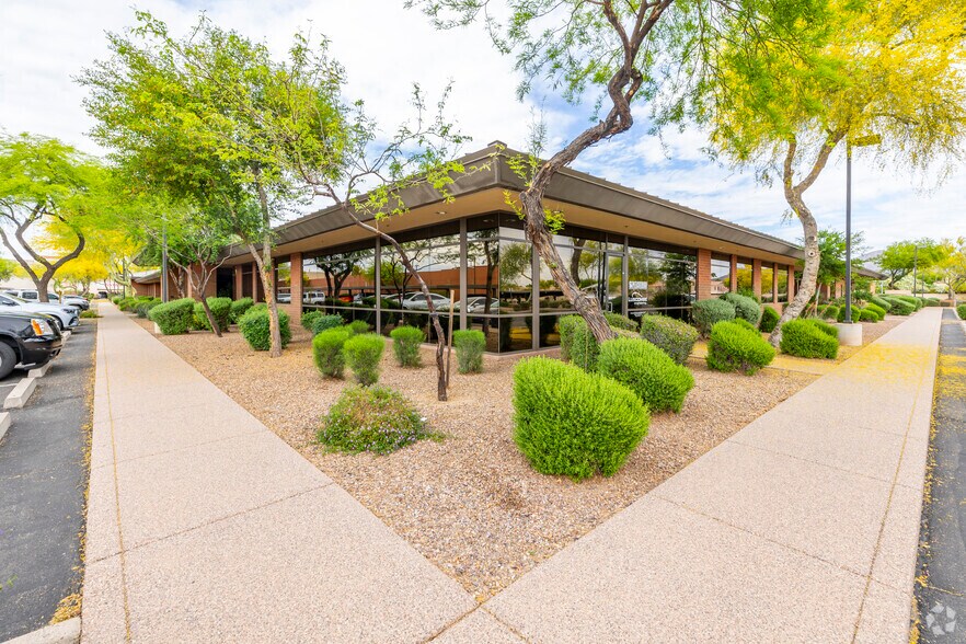 15300 N 90th St, Scottsdale, AZ à louer - Photo du bâtiment - Image 3 de 5