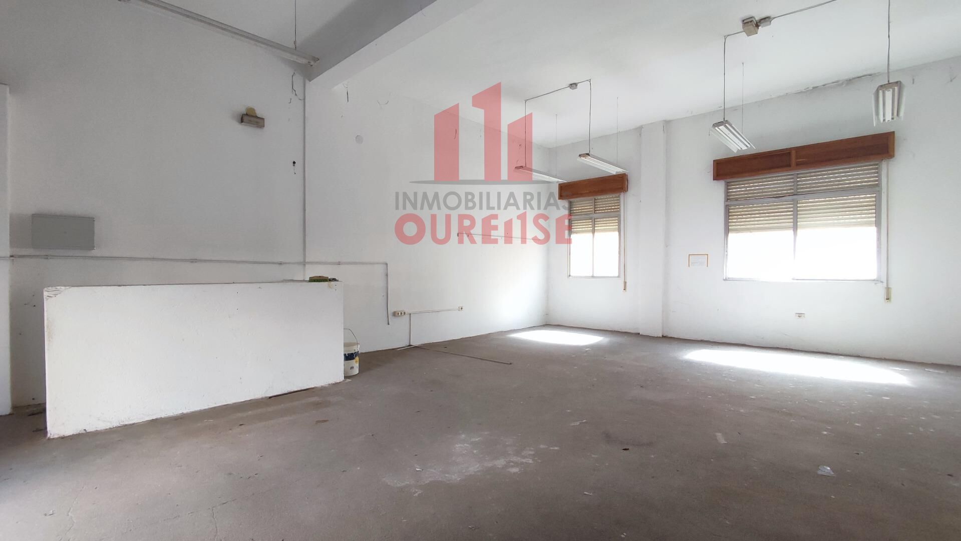 Retail in Ourense for sale Building Photo- Image 1 of 13