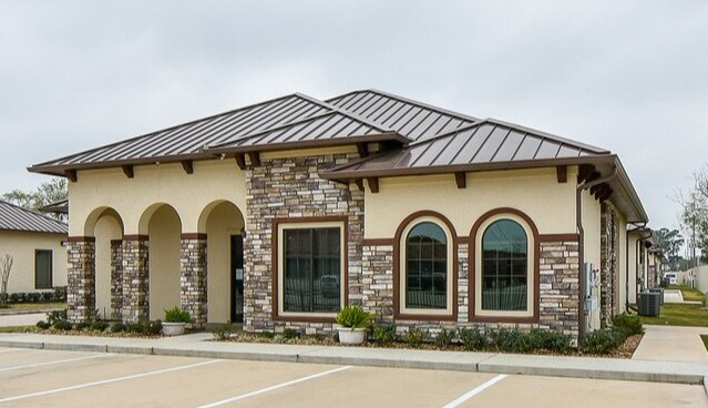 12807 Haynes Rd, Houston, TX à louer - Photo du bâtiment - Image 2 de 16