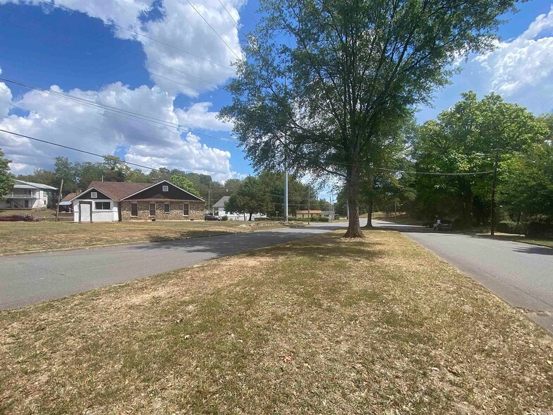 1148 Pleasant St, Hot Springs National Park, AR for sale - Building Photo - Image 3 of 8