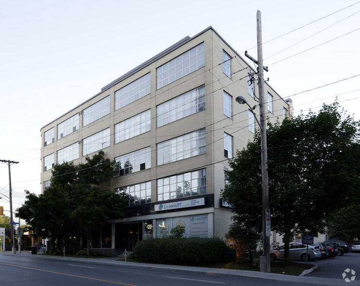 1235-1237 Wellington St W, Ottawa, ON for lease - Building Photo - Image 3 of 5